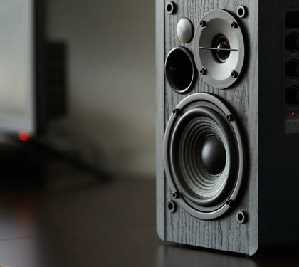 Why Are My Speakers Buzzing? How to Remove Humming Noise Caused by Ground Loop